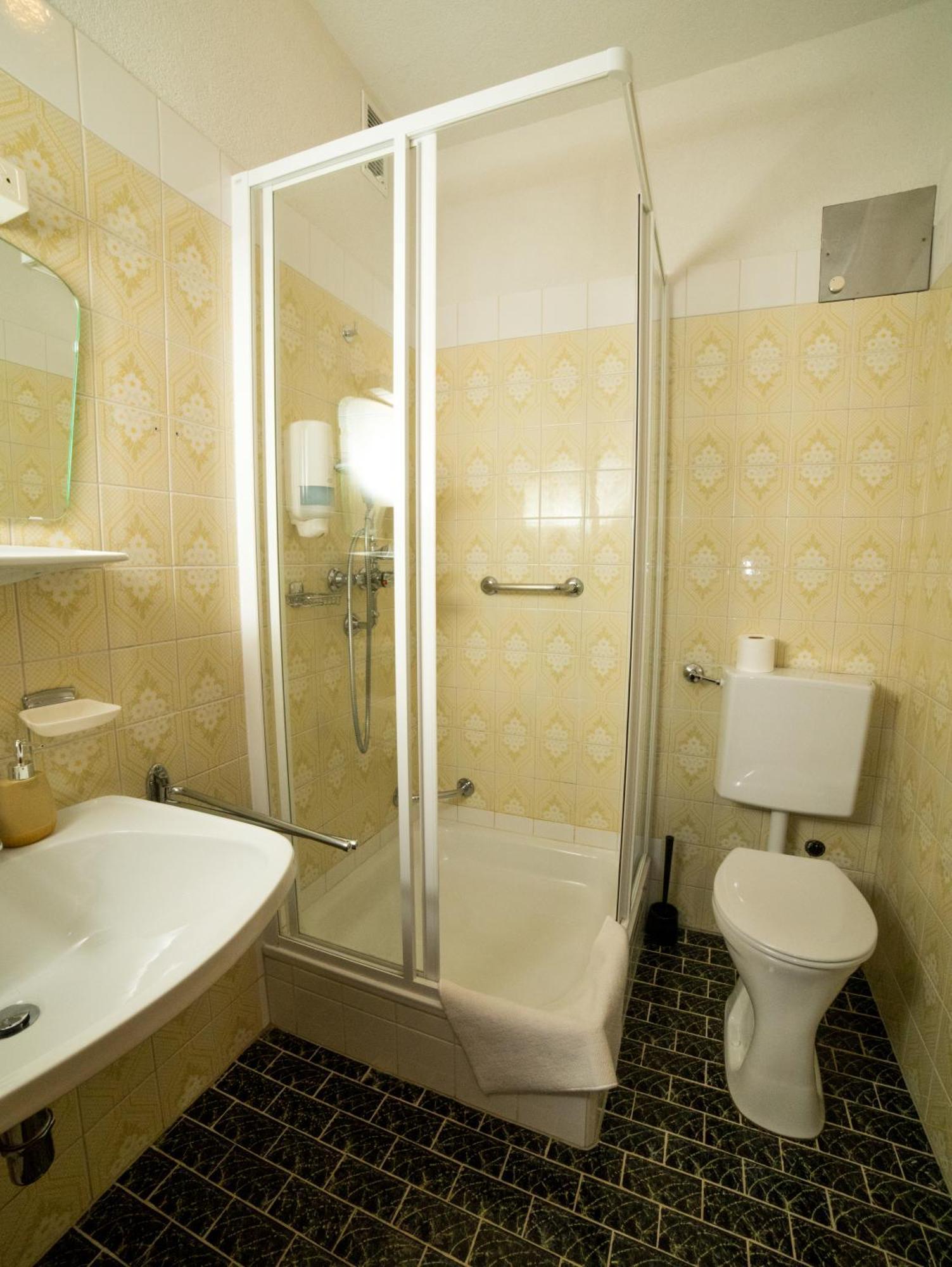 Dorfpension Mariahilfberg Gutenstein Экстерьер фото
